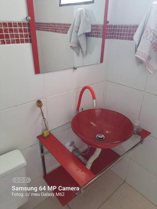 شقة Casa Aconchegante Em غواراباري المظهر الخارجي الصورة