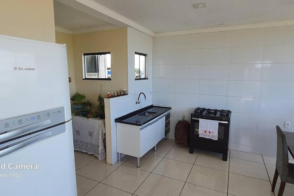 شقة Casa Aconchegante Em غواراباري المظهر الخارجي الصورة